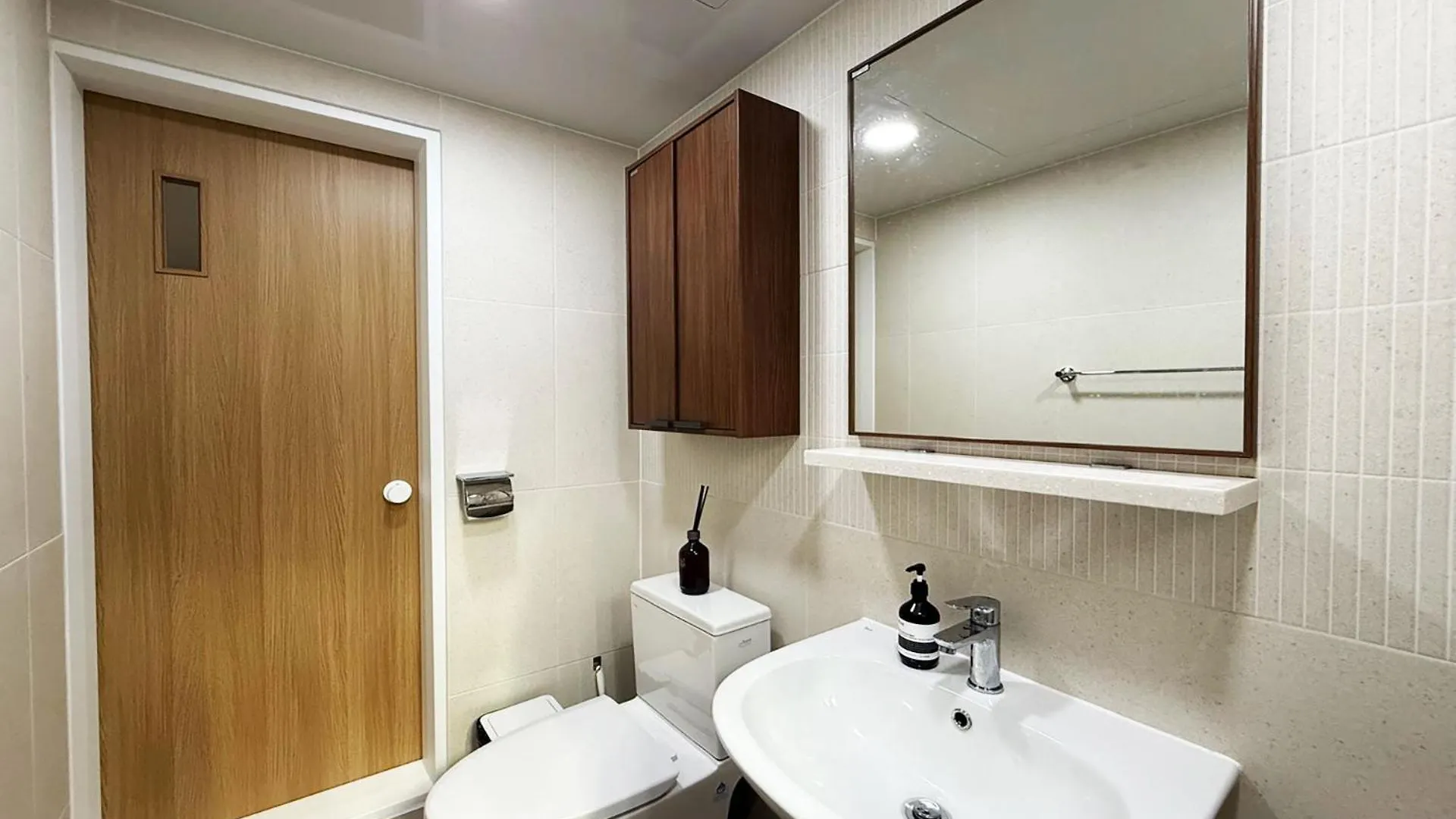 Craftsman'S House 301 Otel Seul 0*,