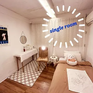 Hongdae Room#g#e#d#r#m Guest house